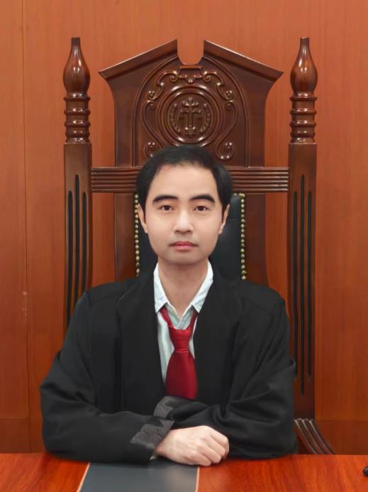 王琳律师